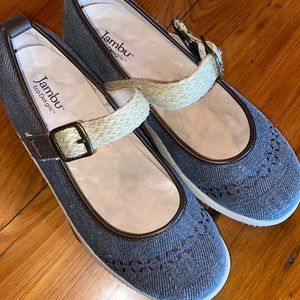 Jambu Eco Shoes size 6